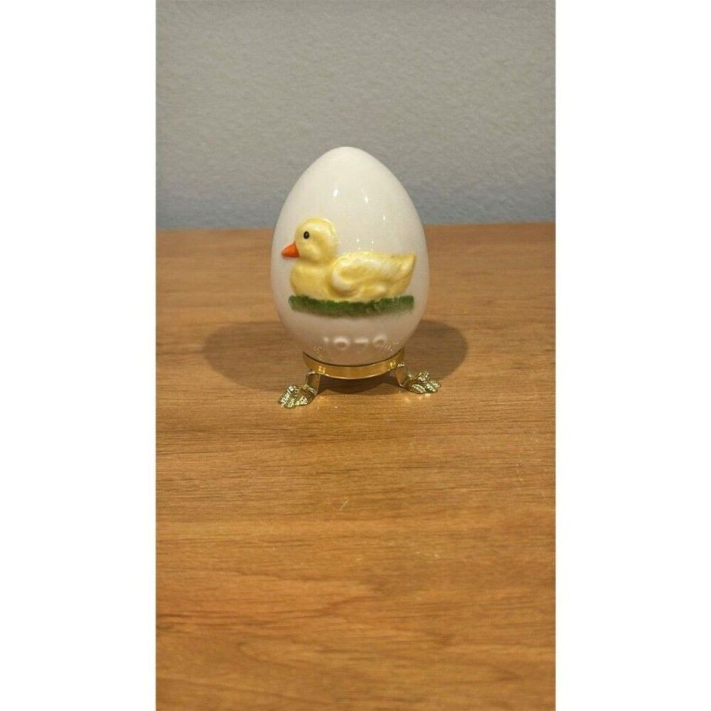 1979 Goebel West Germany Annual Easter Egg. Yellow Duck